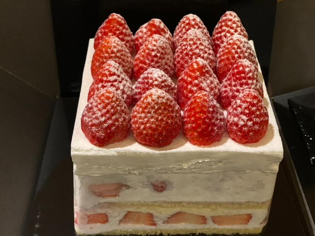 서울신라호텔 패스트리부티크에서 판매하는 딸기쇼트케이크./사진=스마트에프엔