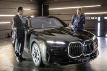 이재용 회장, 올리버 집세 BMW 회장 만나 ‘전기차’ 협력 강화