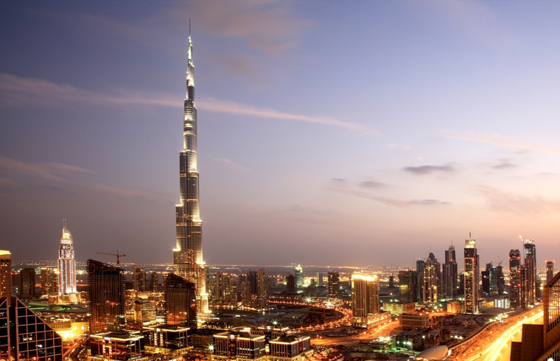 삼성물산이 아랍에미리트 두바이에 시공한 높이 828m, 163층 규모 ‘부르즈 칼리파’의 모습./사진=삼성물산