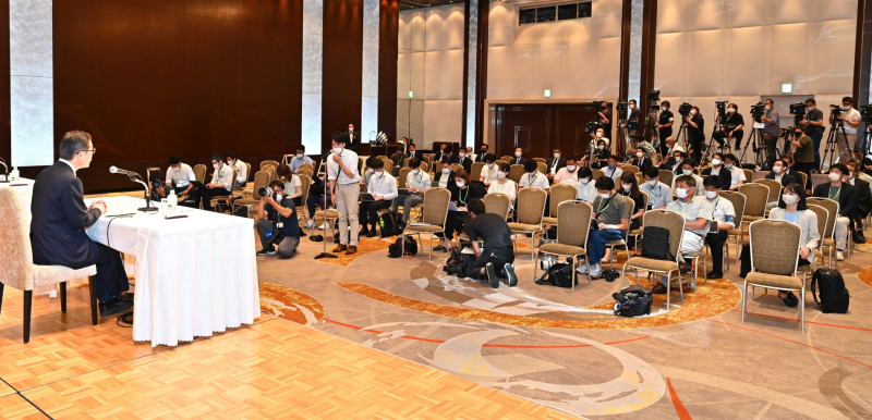 다나카 토미히로 세계평화통일가정연합 일본 회장이 지난 11일 일본 게이오플라자호텔도쿄에서 기자회견을 하고 있다./사진=세계평화통일가정연합
