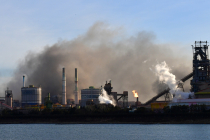 포스코 포항제철소 화재…4개 구역 정전 공장 가동 중단